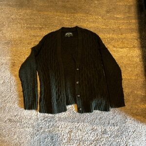 American Eagle green knit sweater with buttons, size S